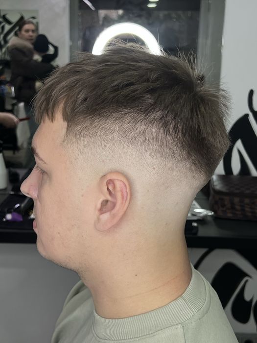 Шукаю моделей на чоловічі стрижки