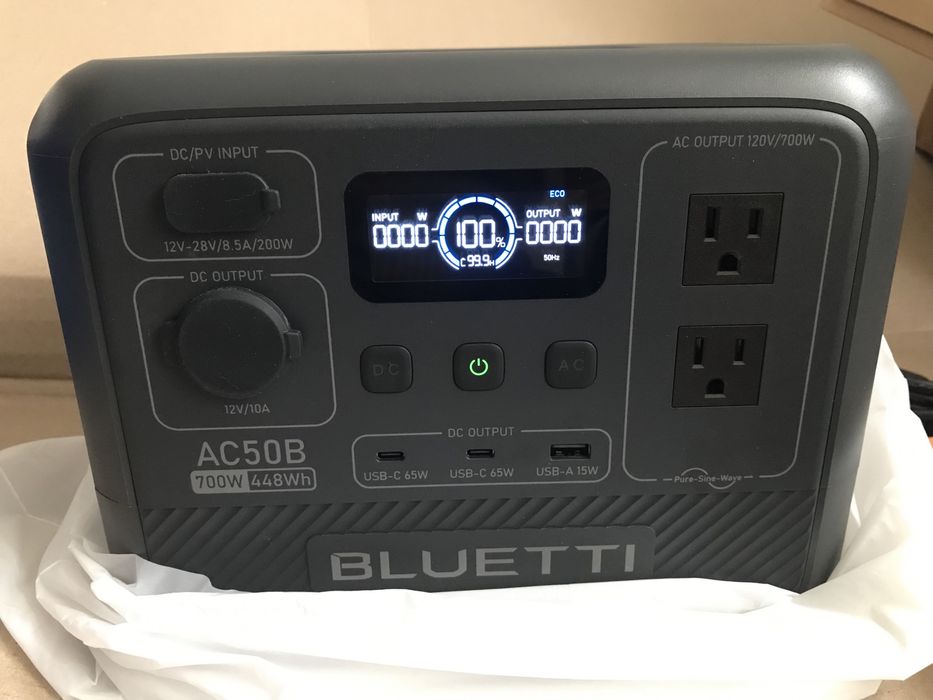 Зарядна станція Bluetti ac50b Usa 700watt(120 вольт)