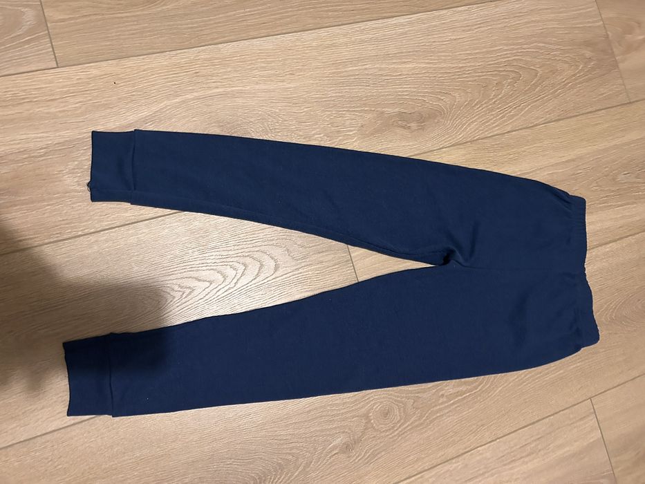 Kalesony 134/140 granatowe chlopiece leginsy