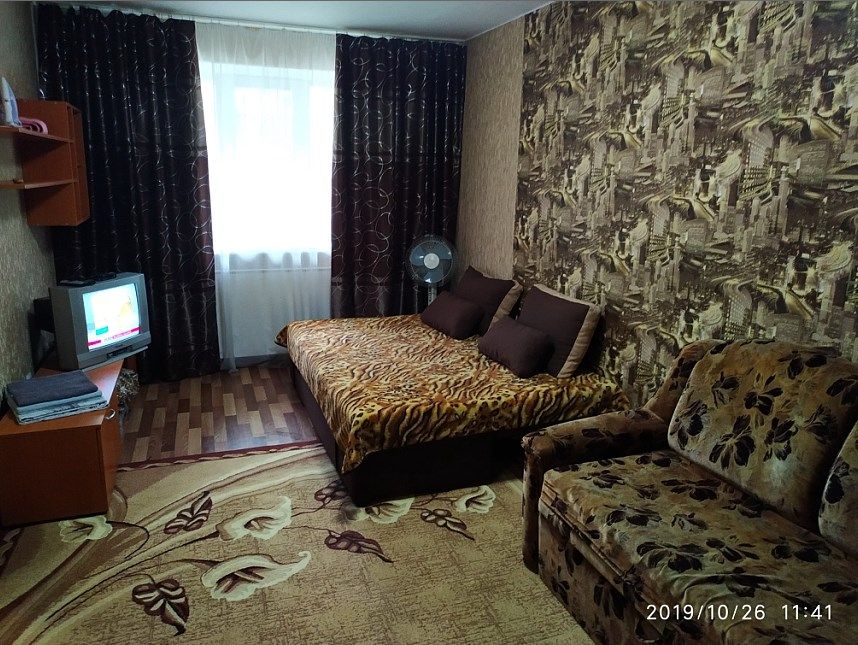 Центр Каменское посуточно 2+2  тепло отчетные документы