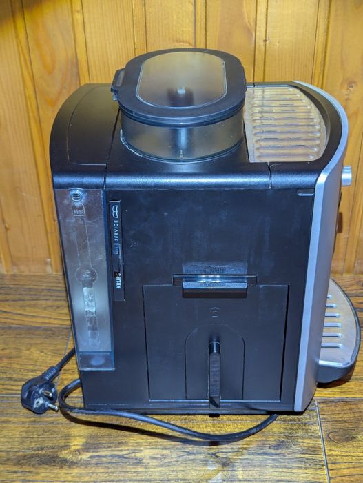 Продаю кавову машину Krups Espresseria Automatic EA8050