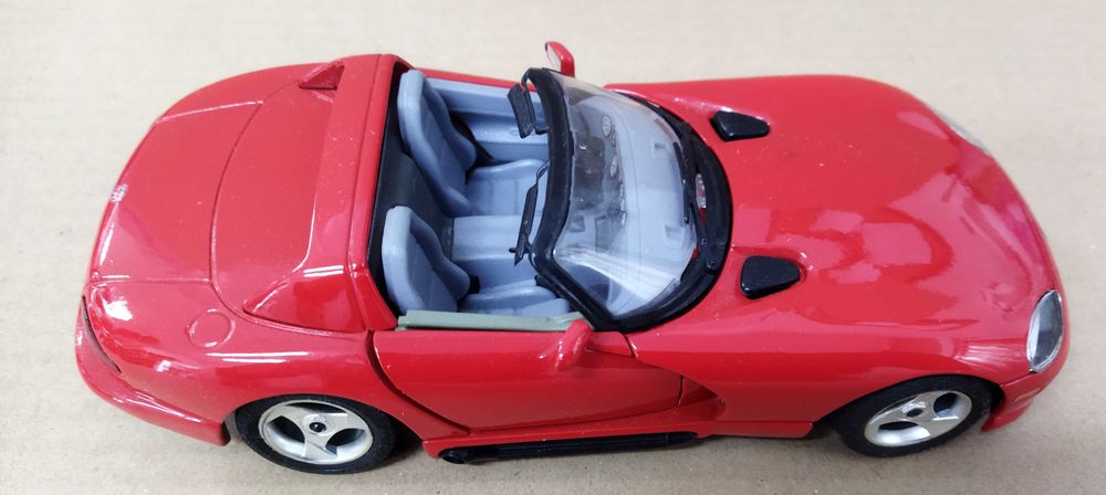 Miniaturas Burago. Escala 1/24