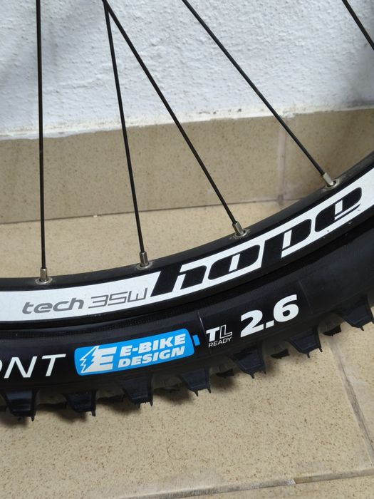 Suspensão Pike 27.5 + Roda frt hope pro4 35w 27.5