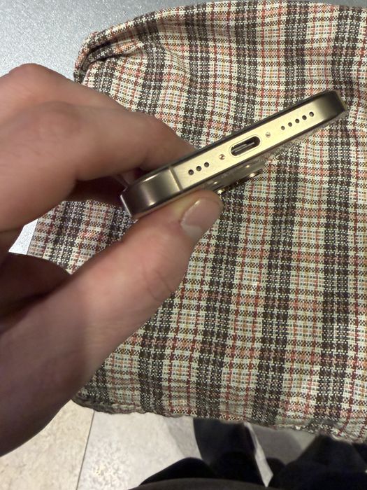 Iphone 16 pro 256 gb titanium desert sand