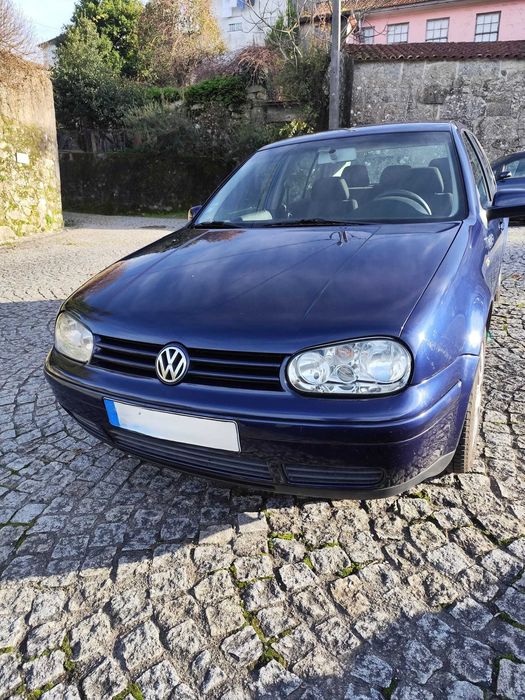 Volkswagen Golf IV 1.9 TDI 110cv – Ano 2000