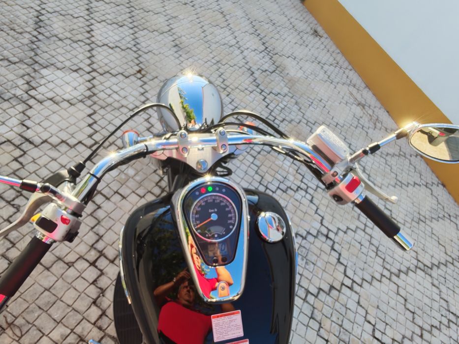 Suzuki Intruder 800