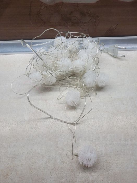 Гірлянда новорічна під ремонт або на запчастини треба спаяти розірвали