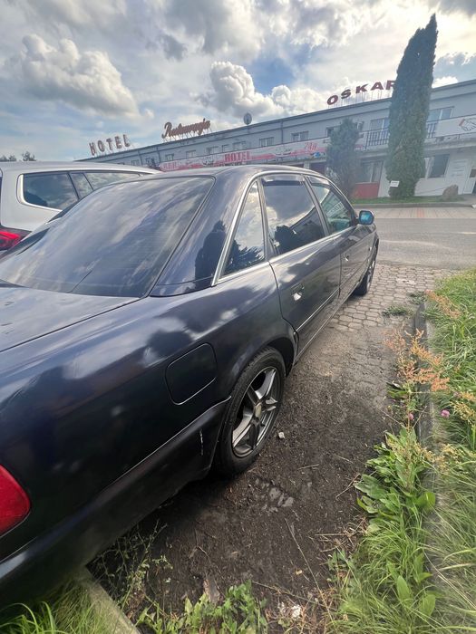 Audi А6С5.