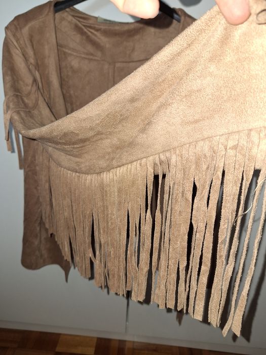Casaco/ bolero  em pele de pêssego