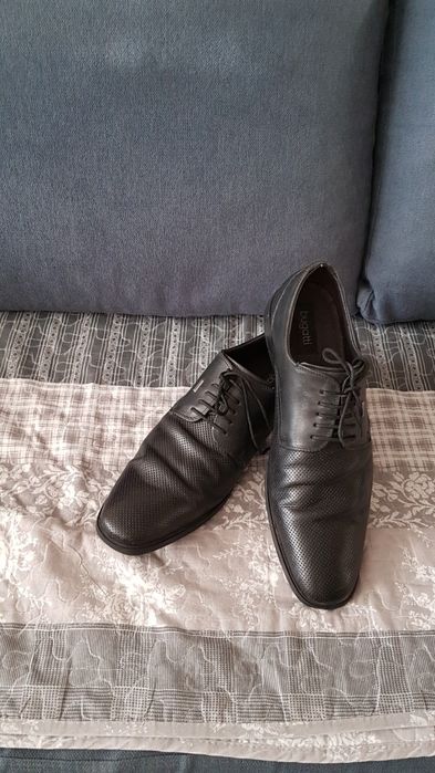 Buty skórzane, wizytowe Bugatti