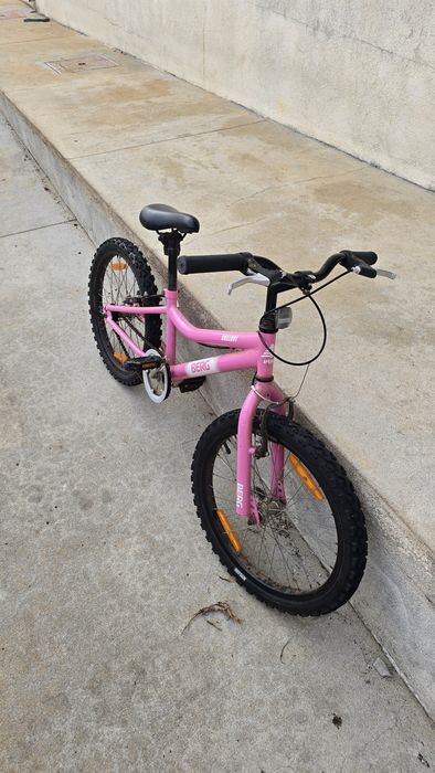 Bicicleta em bom estado para criança