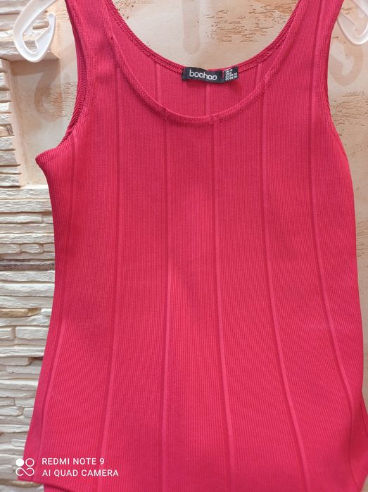 Body   czerwone damskie