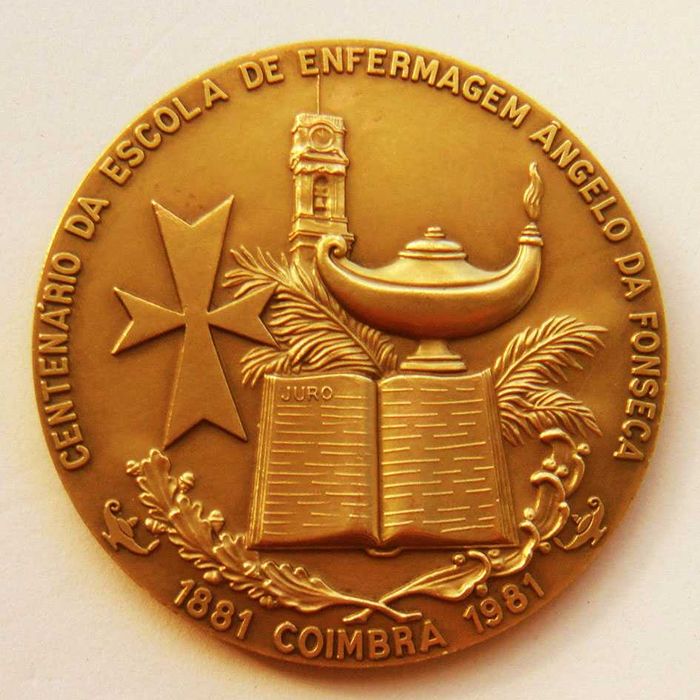 Medalha  Prof. Dr.Costa Simoes e Prof. Dr A. da Fonseca por C. ANTUNES