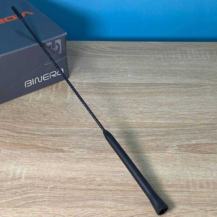 Компактная автомобильная антенна универсальная