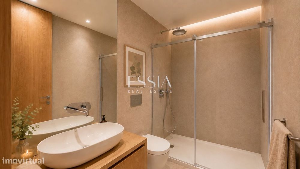 Apartamento T2 Duplex com Varanda no Douro 39