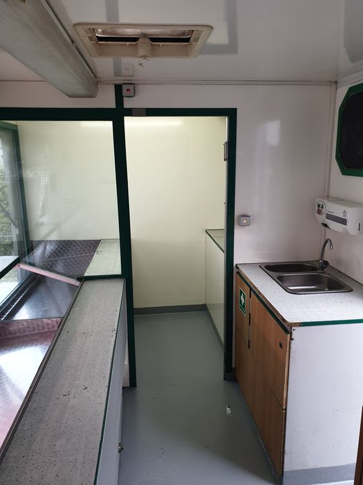 Renault Master * Autosklep * foodtruck * wędliny * ryby * agregat *
