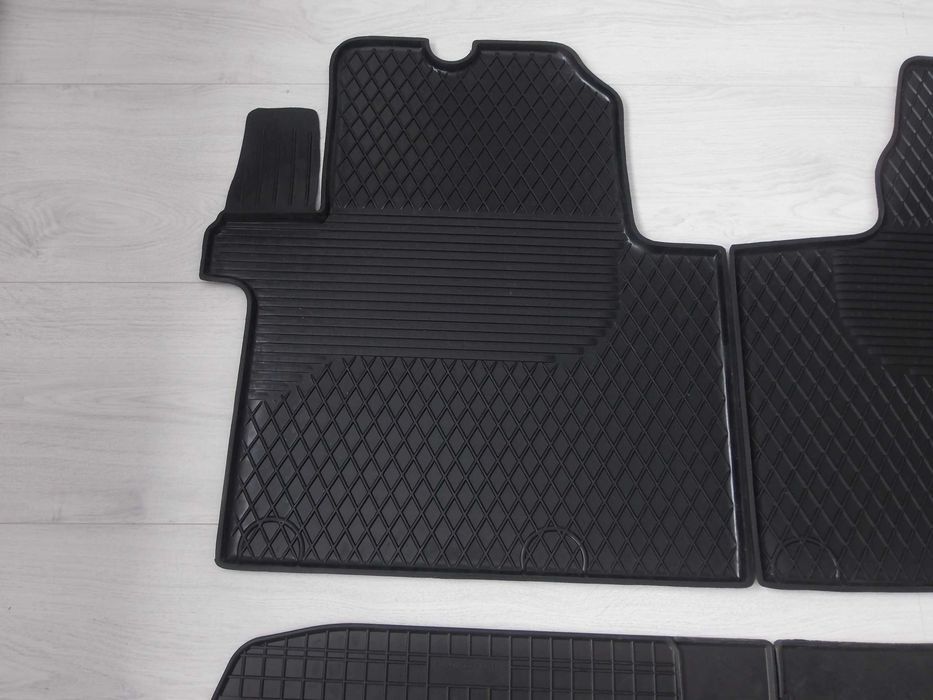 Dywaniki Gumowe Korytka Opel Vivaro Renault Trafic Nissan Primastar
