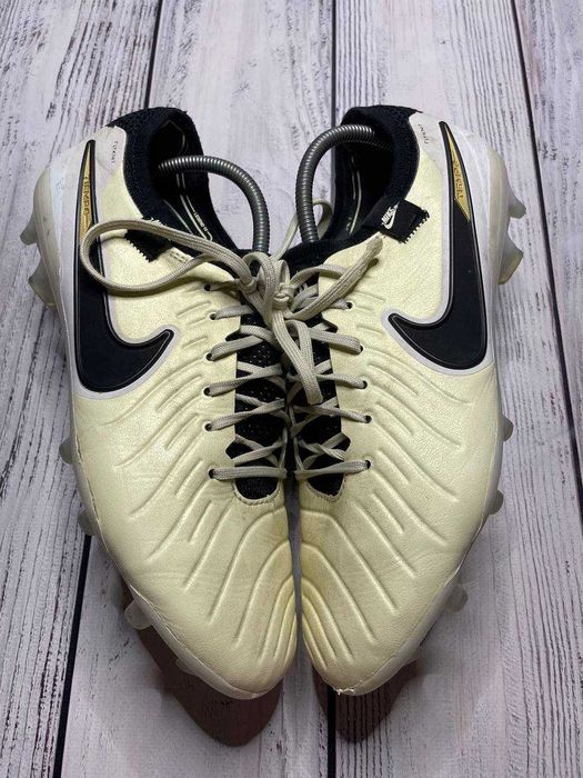 Профессиональные Бутсы Nike Tiempo Legend 10 Elite