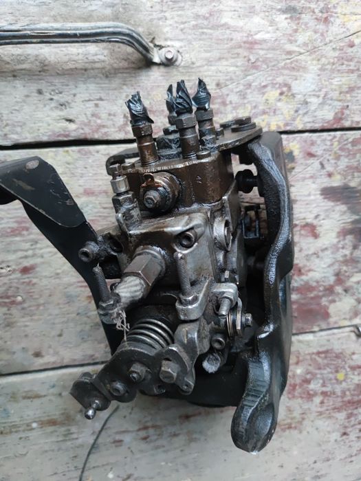 Топливный насос T4 transporter 2.4 дизель топливная аппаратура