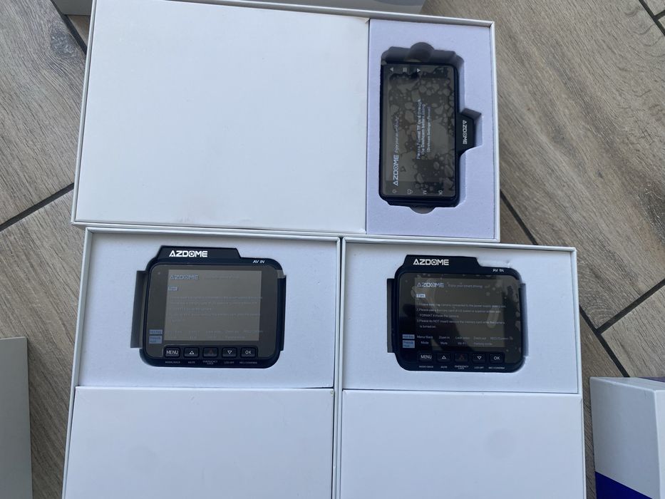 Відеореєстратор Azdome M01 pro