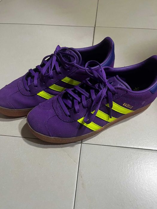 Ténis Adidas Novos