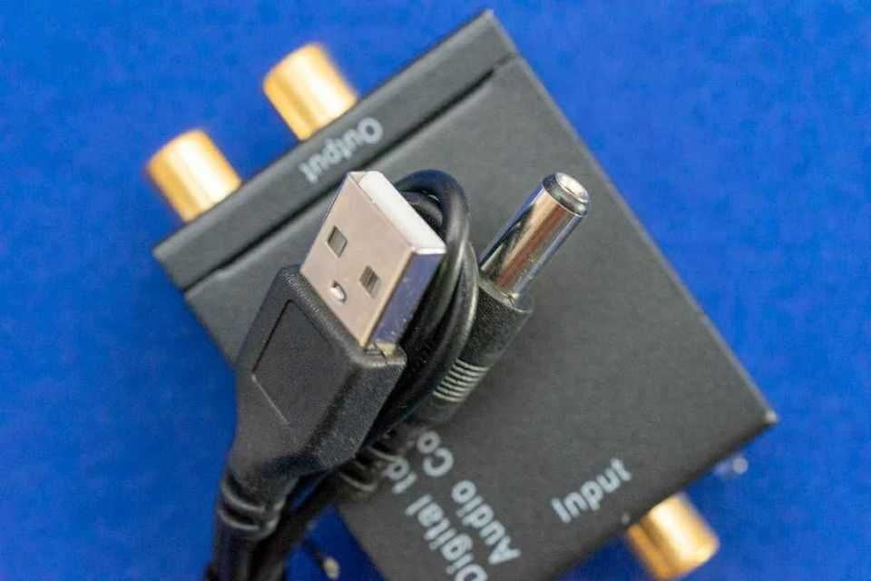 Conversor de audio de sinal óptico digital para analógico.