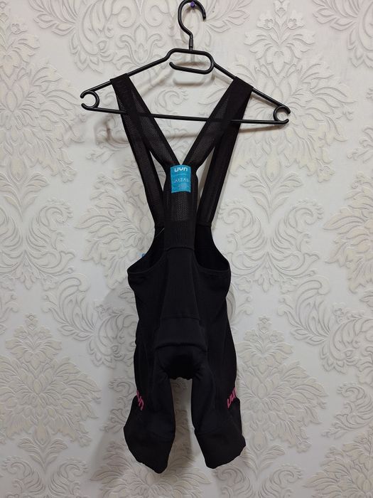 Spodenki rowerowe UYN damskie M BIB