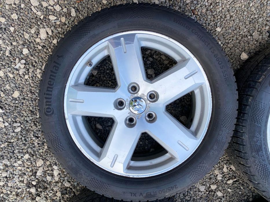 Koła felgi opony Dodge journey 19 cena tylko do świąt.