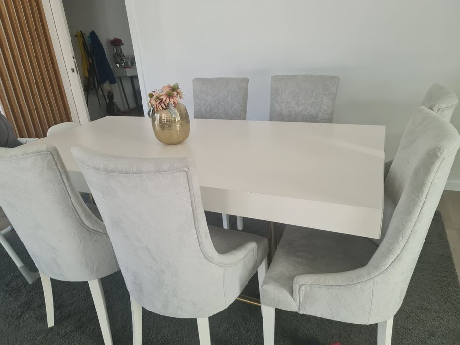 2 Cadeiras cinzentas