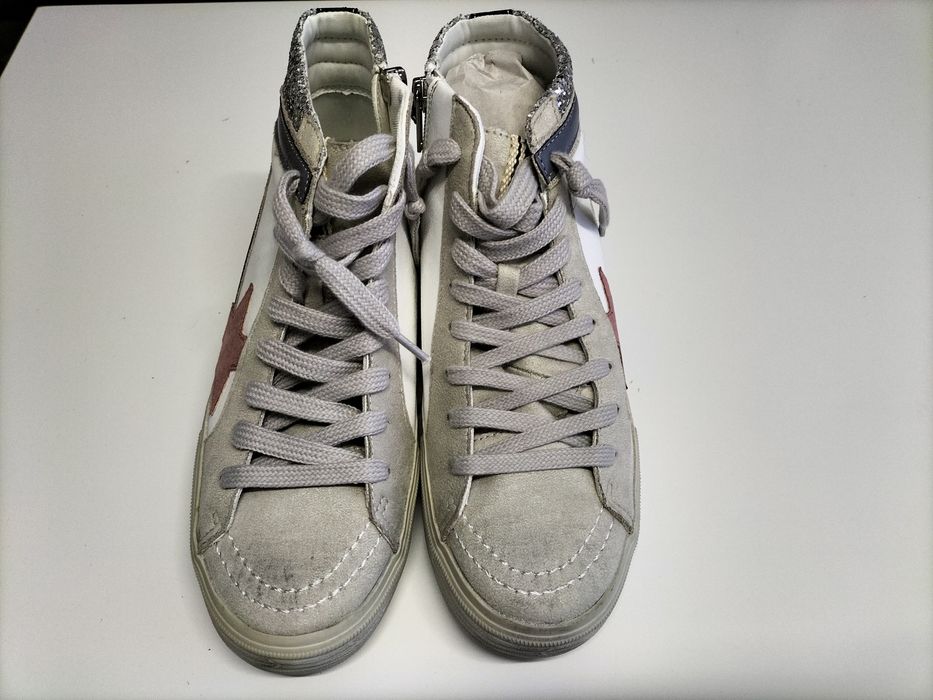 Sapatilha bota com estilo