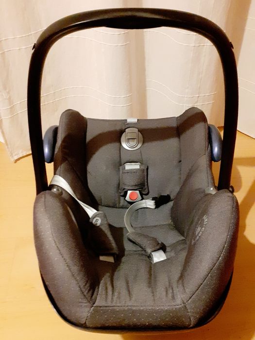 Cadeira Bebé com Base Isofix, Maxi-Cosi CabrioFix + Easyfix