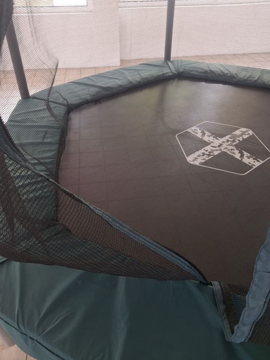 Trampolim Hexagonal 240