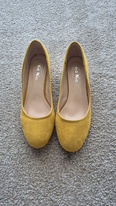 Buty damskie na obcasie