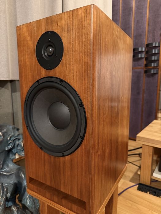 Kolumny podstawkowe 90 dB zamiana
