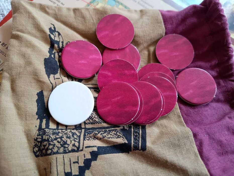 Sprzedam grę planszową Teby