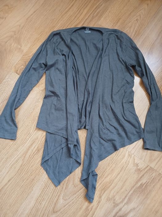 Szary sweterek/ narzutka dziewczęca