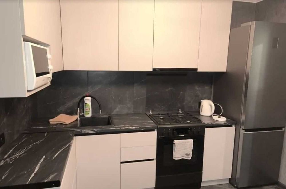 Здається 1-но кімнатна квартира в новобудові, новий ремонт, все є!