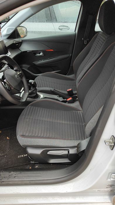 Peugeot 208 1.2 puretech seminovo