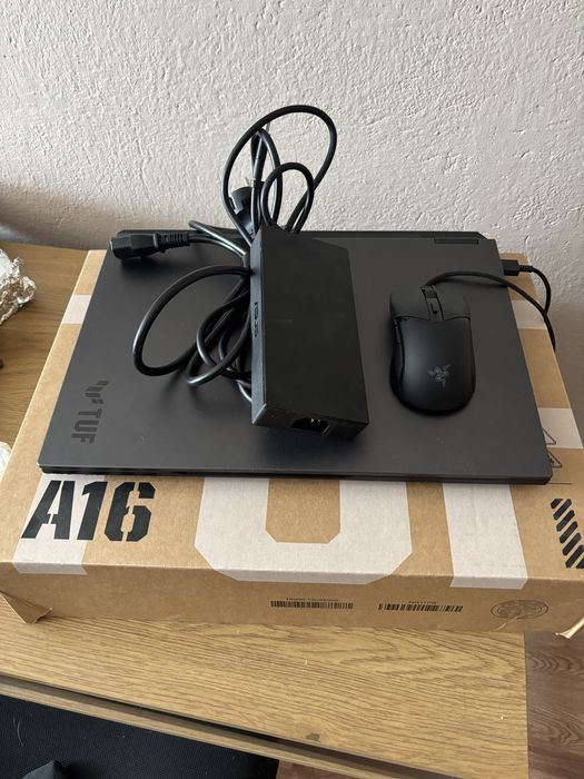 Asus TUF gaming A16 RTX5060 165 HZ