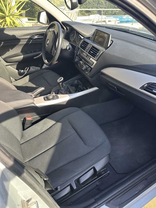 Vendo veículo BMW 116D