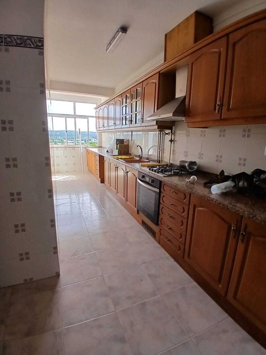 T2 Para arrendamento em Rio Maior