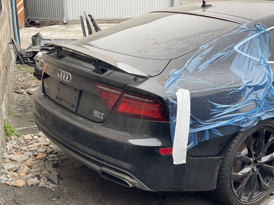 Двері audi a7 двері дверка капот бампер крило мотор 3.0