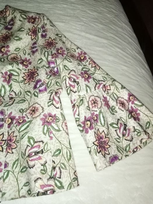 Casaco curto estampado