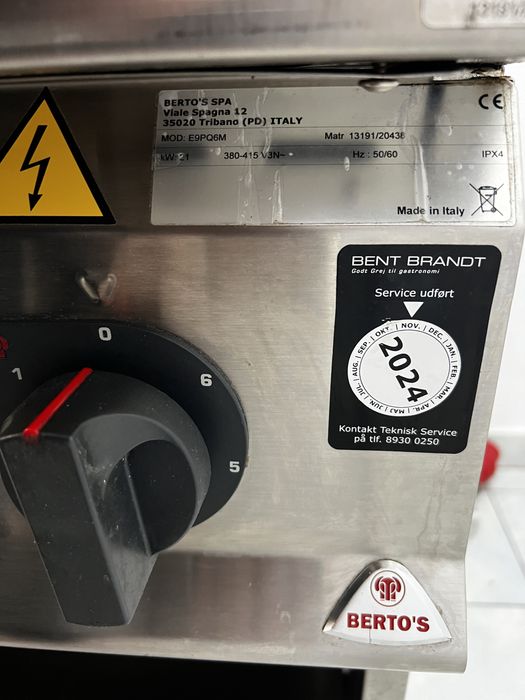 Kuchnia elektryczna 6 palnikowa BERTOS E9PQ6M.