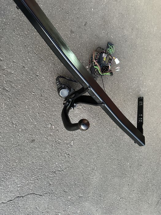 Фаркоп форкоп шкода фабія 2 skoda Fabia 2007/2014 рік оригінал