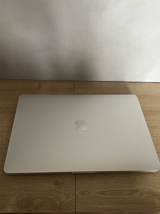 MacBook Pro 13” 2020 - i5 - 16/512 - 4x Thunderbolt 3