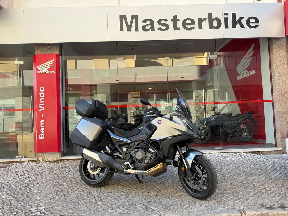 Honda NT  NT 1100 versão caixa manual
