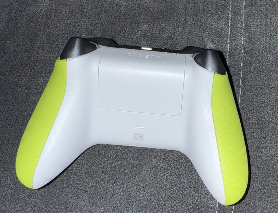 Pad do xboxa series S/X
