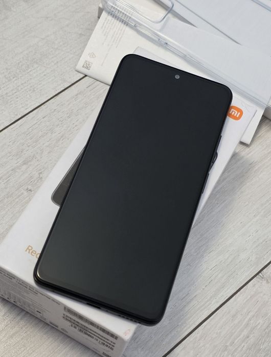 Редмі ноут 11 pro 5 g на 6+2/128