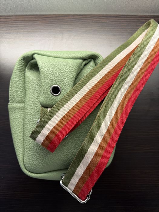 Сумка-слінг (Sling Bag)
